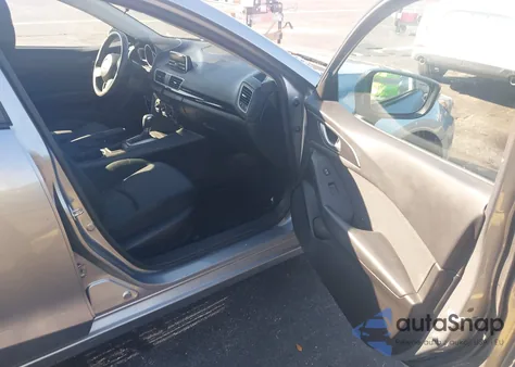 2015 Mazda Mazda3 I Sv z USA, uszkodzony, nr VIN JM1BM1T72F1236275